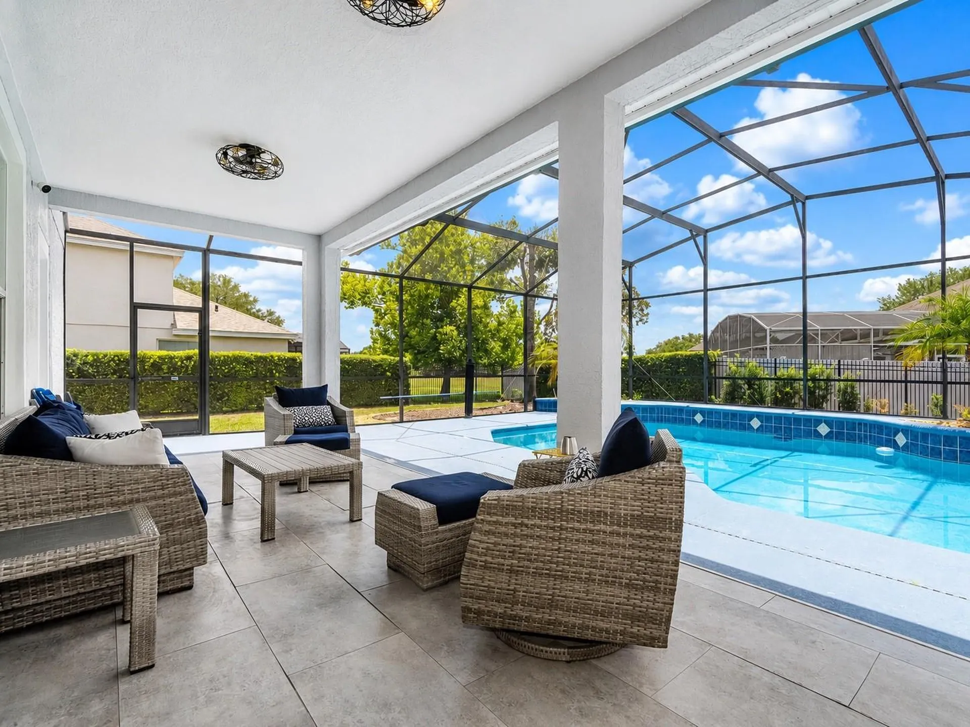 2106 Stillington Street Orlando FL 32835
