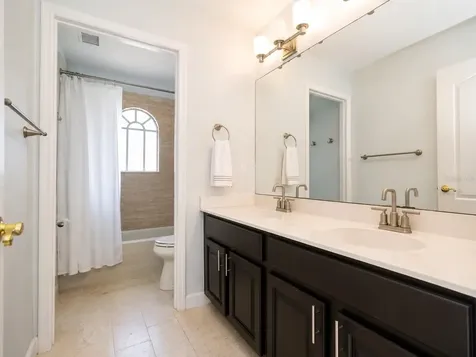 2106 Stillington Street Orlando FL 32835