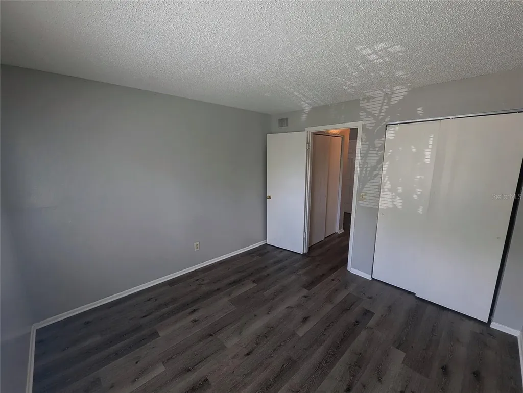 228 Thorn Tree Place Brandon FL 33510