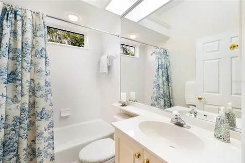 7058 Twin Hills Terrace Lakewood Ranch FL 34202