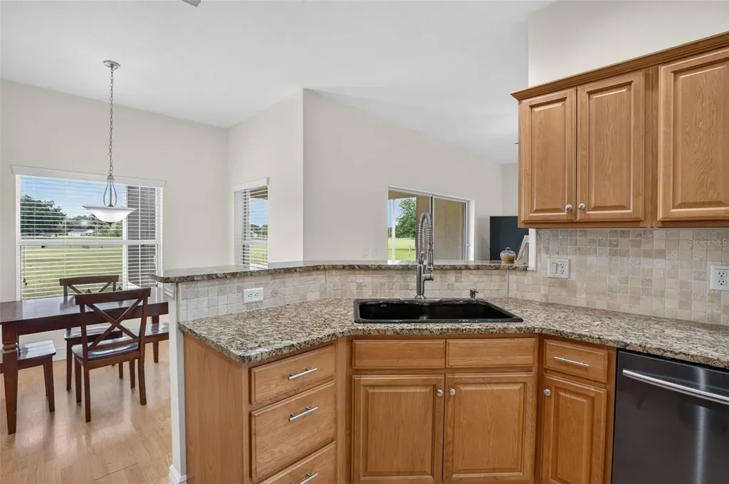 2440 Cr 546 Bushnell FL 33513