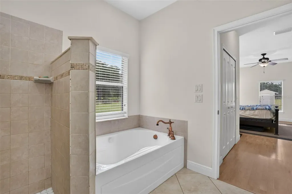 2440 Cr 546 Bushnell FL 33513