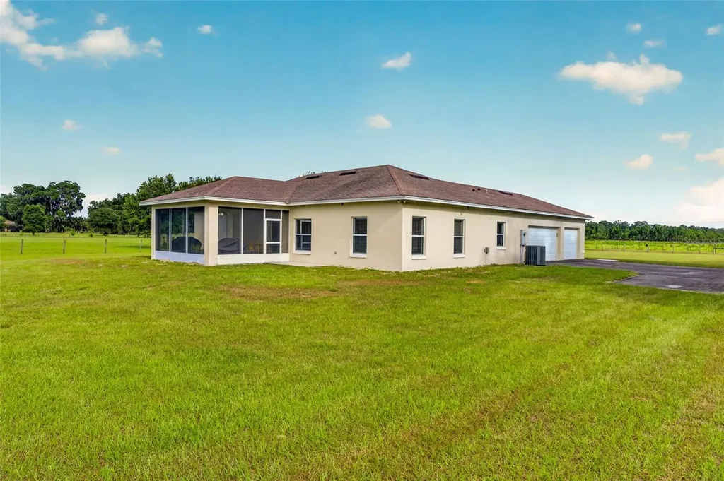 2440 Cr 546 Bushnell FL 33513