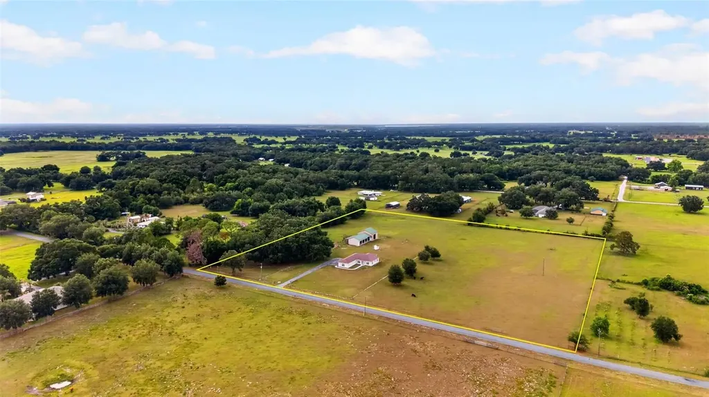 2440 Cr 546 Bushnell FL 33513