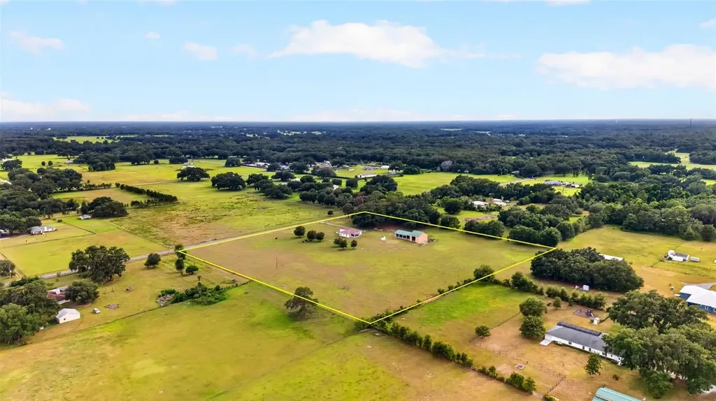 2440 Cr 546 Bushnell FL 33513
