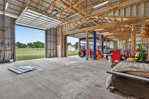 2440 Cr 546 Bushnell FL 33513