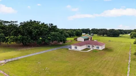 2440 Cr 546 Bushnell FL 33513