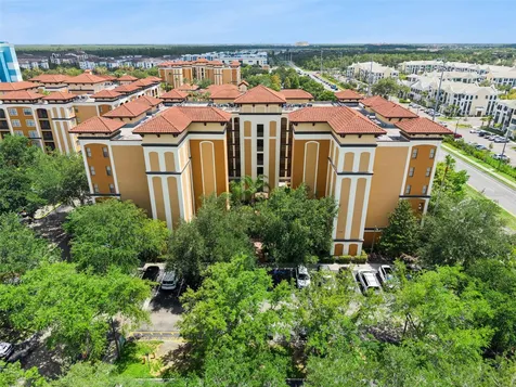 12538 Floridays Resort Drive Orlando FL 32821