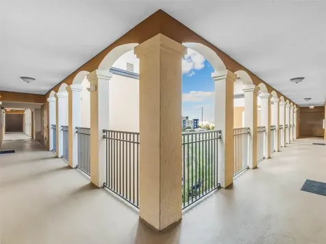 12538 Floridays Resort Drive Orlando FL 32821