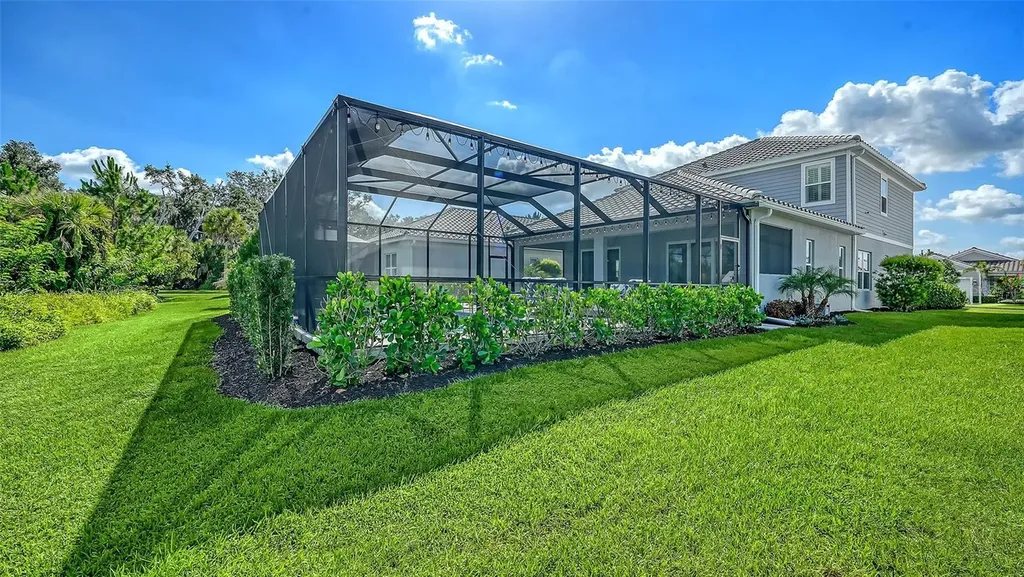 8542 Frangipani Terrace Sarasota FL 34240