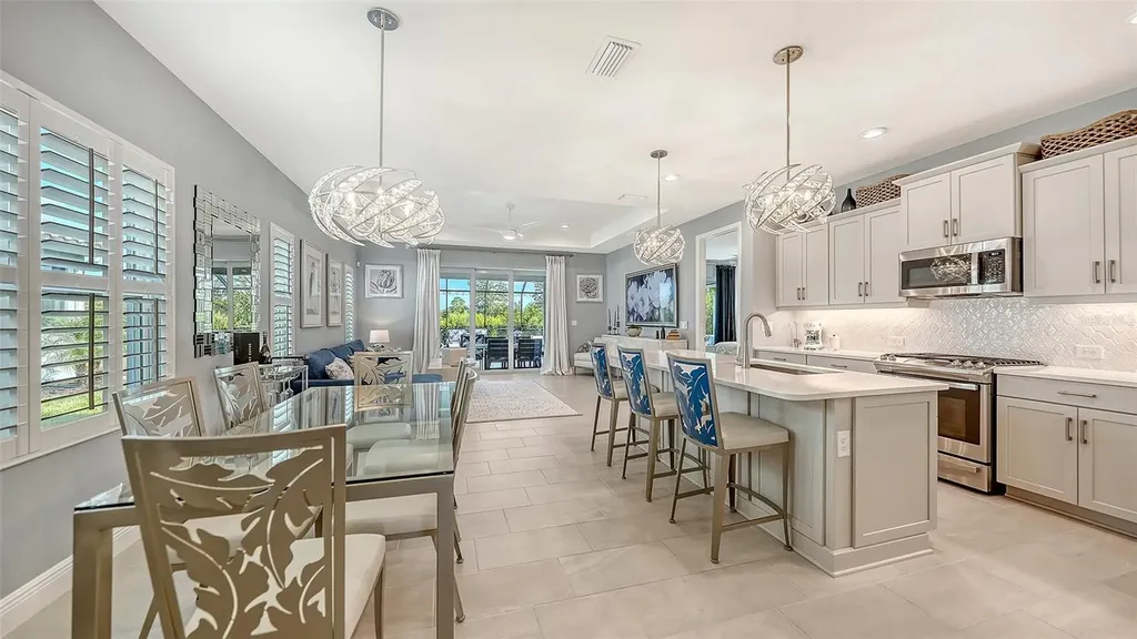8542 Frangipani Terrace Sarasota FL 34240