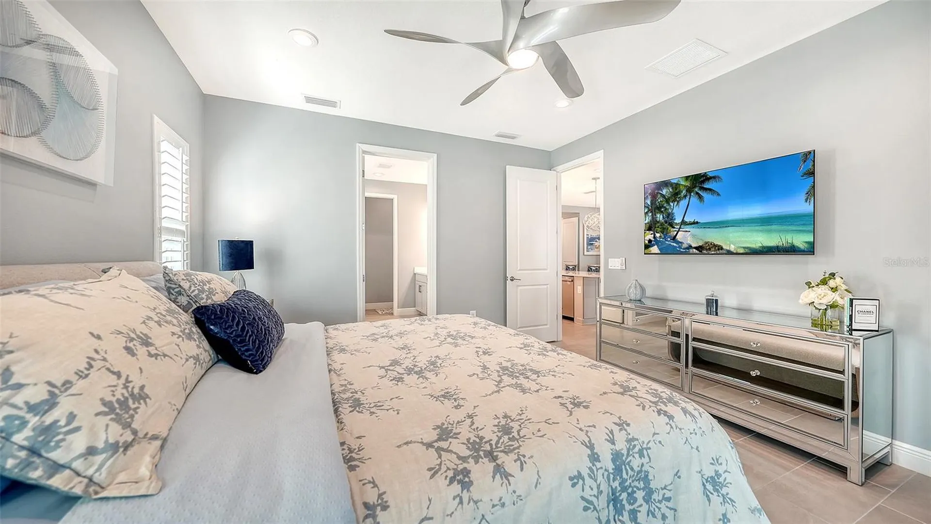 8542 Frangipani Terrace Sarasota FL 34240
