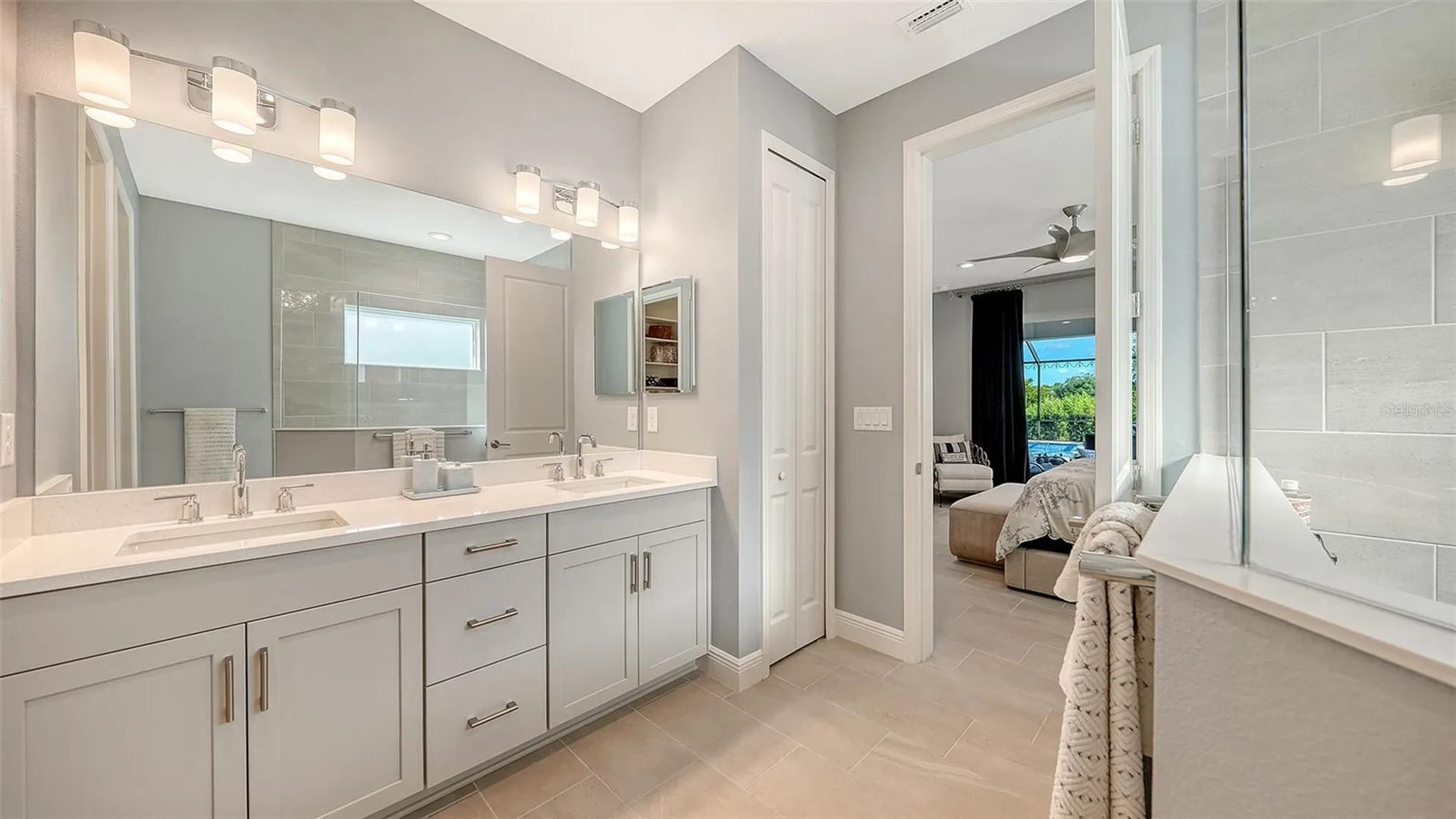 8542 Frangipani Terrace Sarasota FL 34240