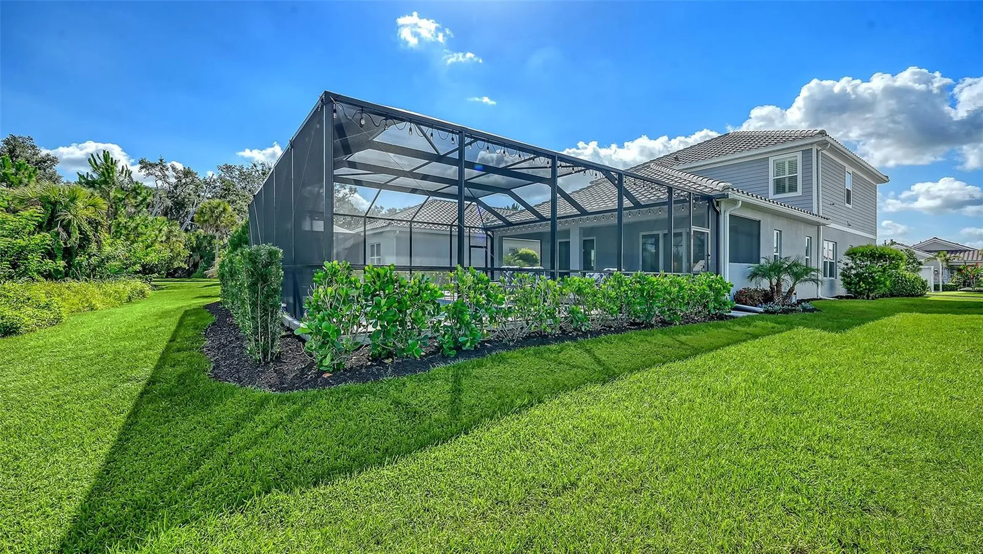 8542 Frangipani Terrace Sarasota FL 34240