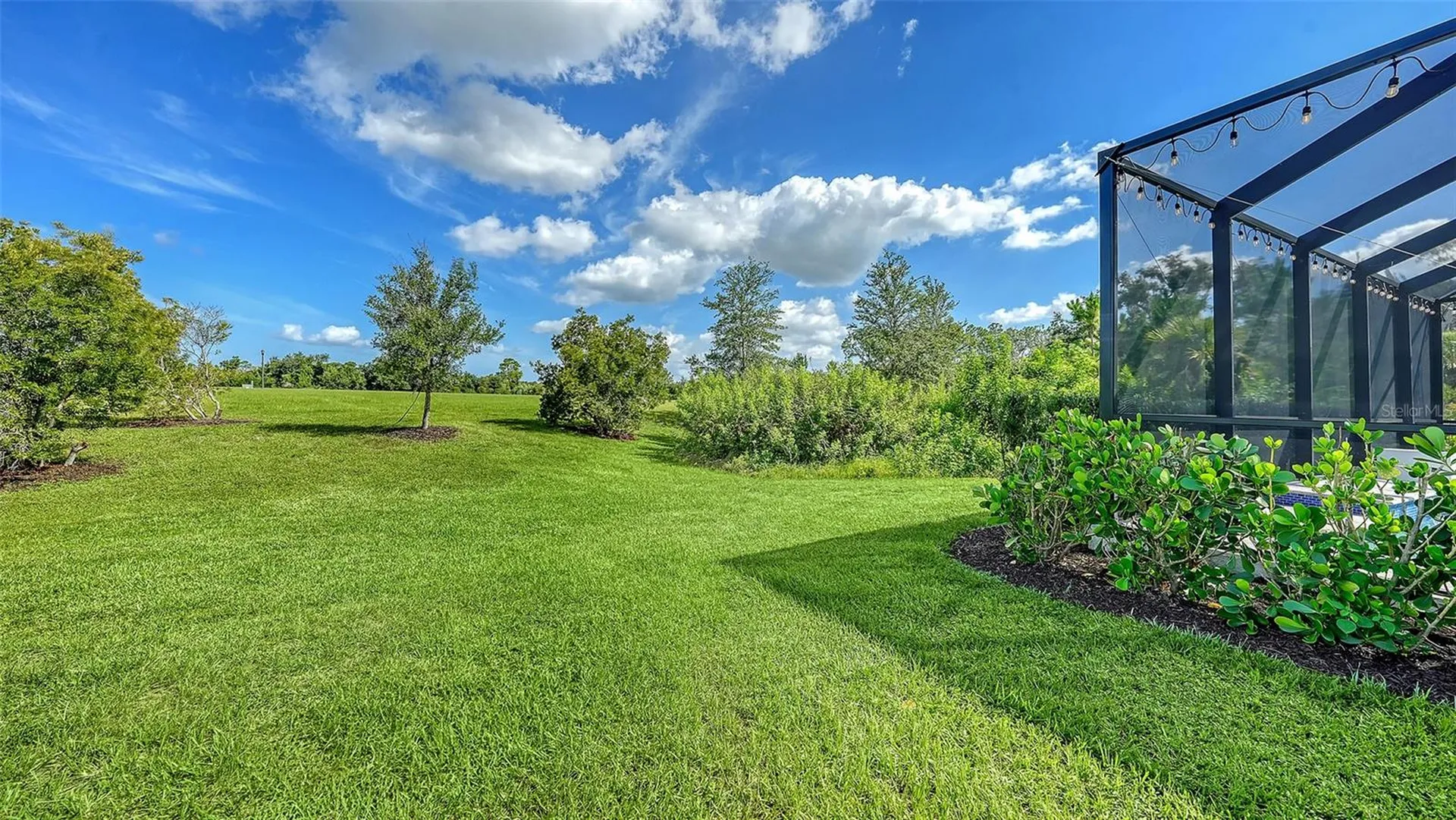 8542 Frangipani Terrace Sarasota FL 34240