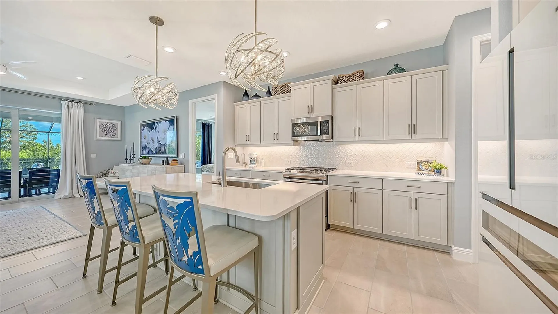 8542 Frangipani Terrace Sarasota FL 34240