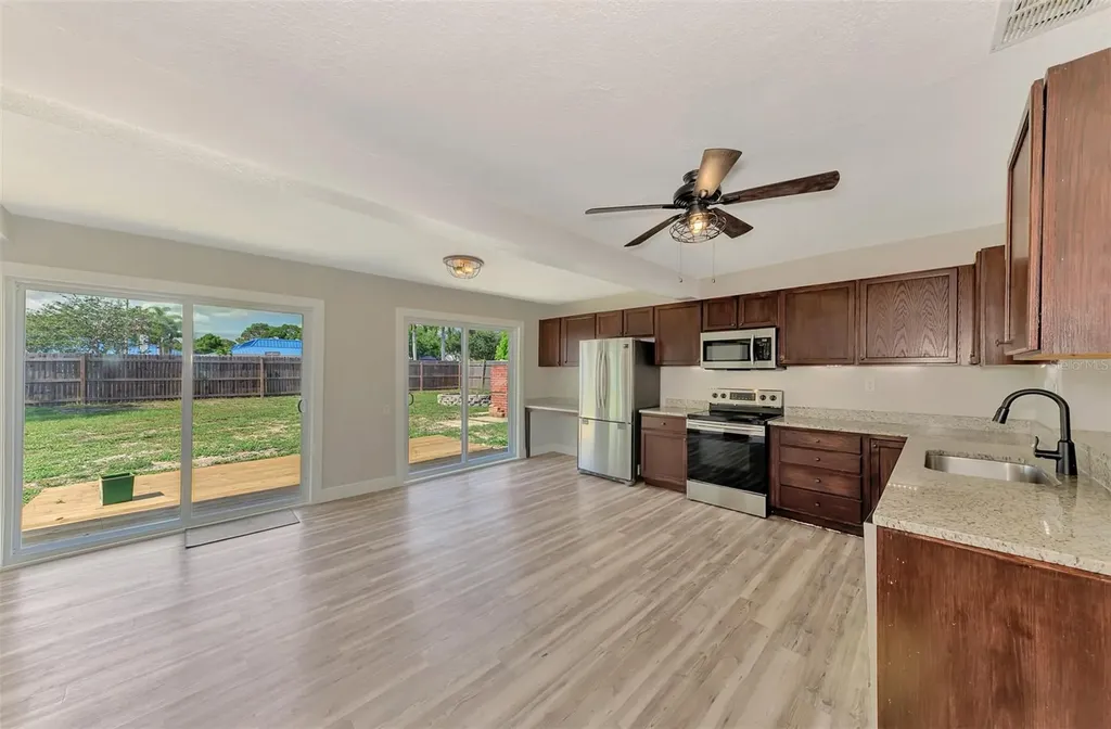 5520 Hayden Boulevard Sarasota FL 34232