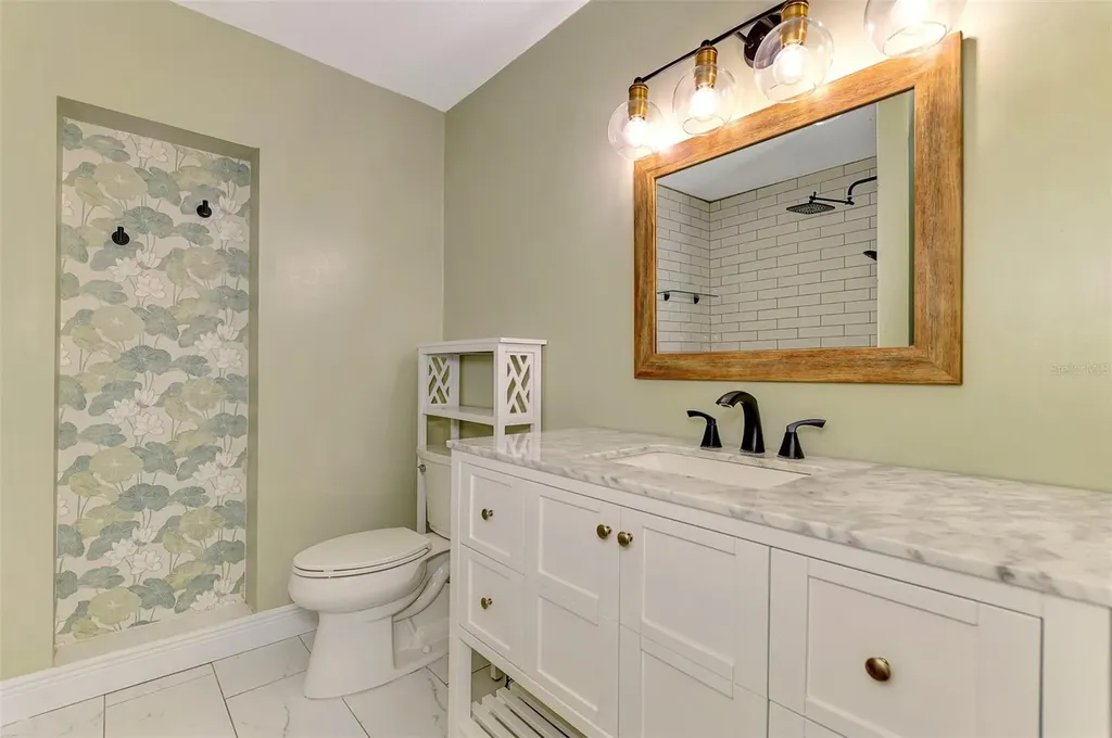 5520 Hayden Boulevard Sarasota FL 34232