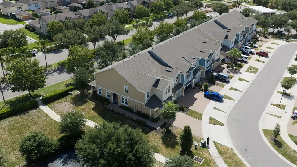 5732 Spotted Harrier Way Lithia FL 33547