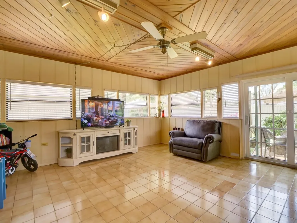 440 E Citrus Street Altamonte Springs FL 32701