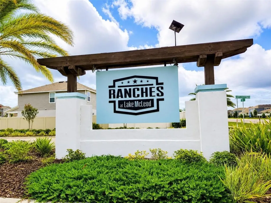836 Timberland Drive Eagle Lake FL 33839
