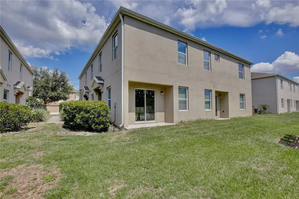 3520 Seneca Club Loop Orlando FL 32808