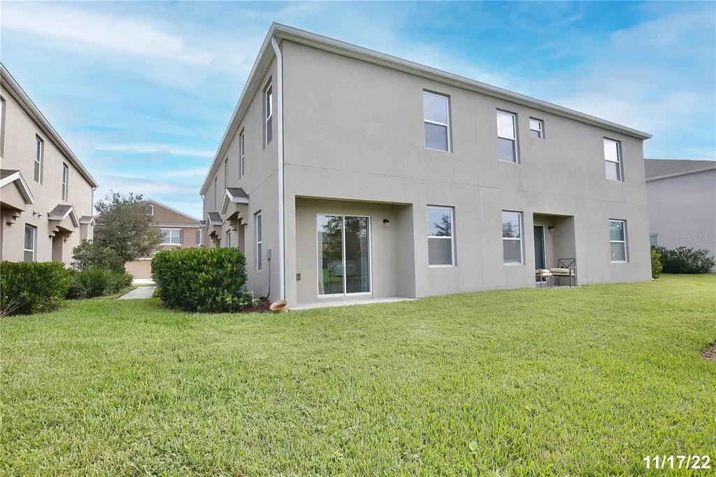 3520 Seneca Club Loop Orlando FL 32808