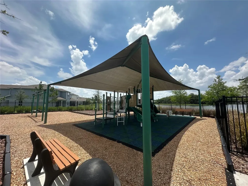 1261 Regal King Drive Kissimmee FL 34746