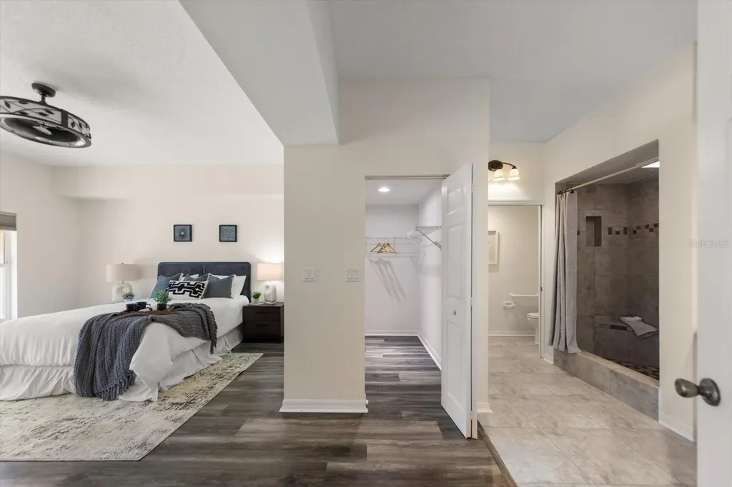6330 99th Way N Seminole FL 33708
