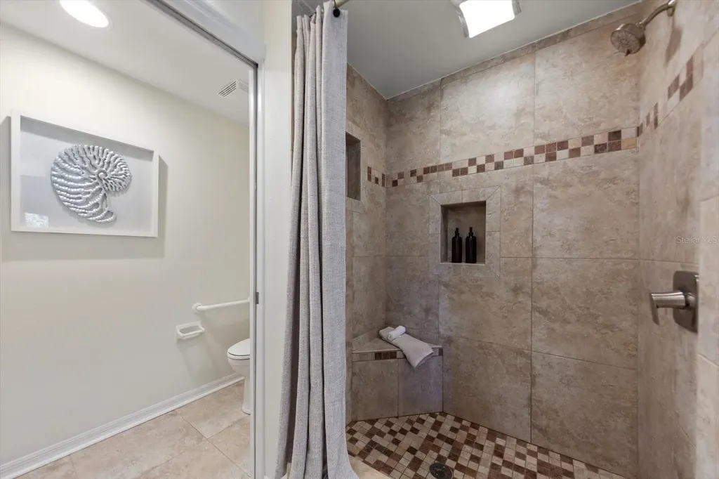 6330 99th Way N Seminole FL 33708