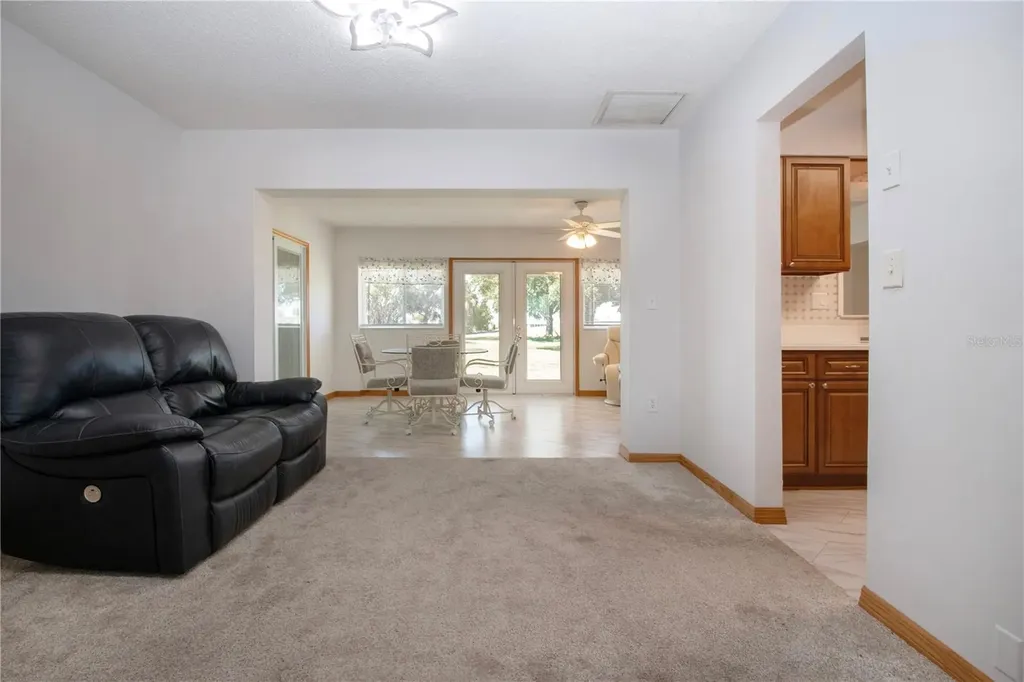 624 La Jolla Avenue Sun City Center FL 33573