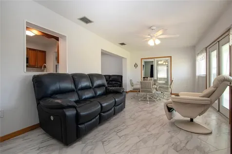 624 La Jolla Avenue Sun City Center FL 33573
