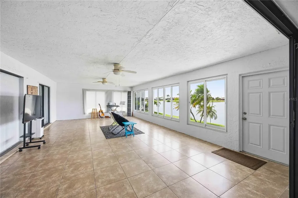 24303 Contra Costa Lane Punta Gorda FL 33955