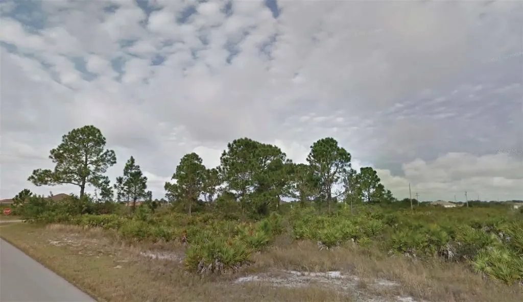 2616 25th Street SW Lehigh Acres FL 33976