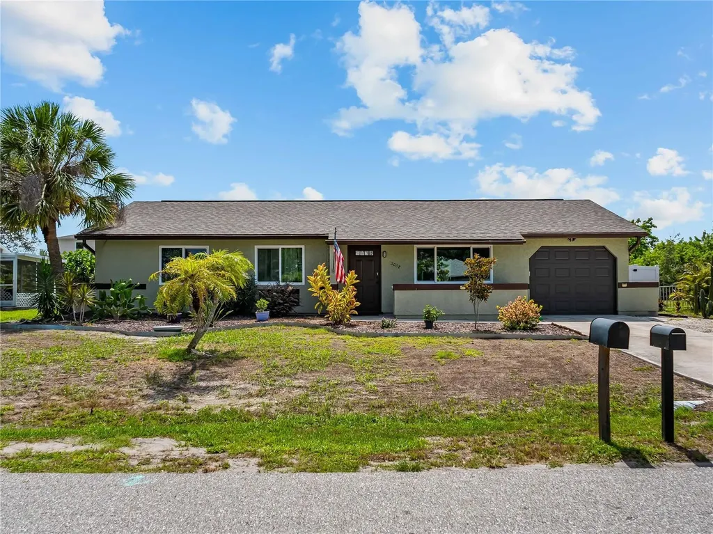 5008 Chaves Circle Port Charlotte FL 33948