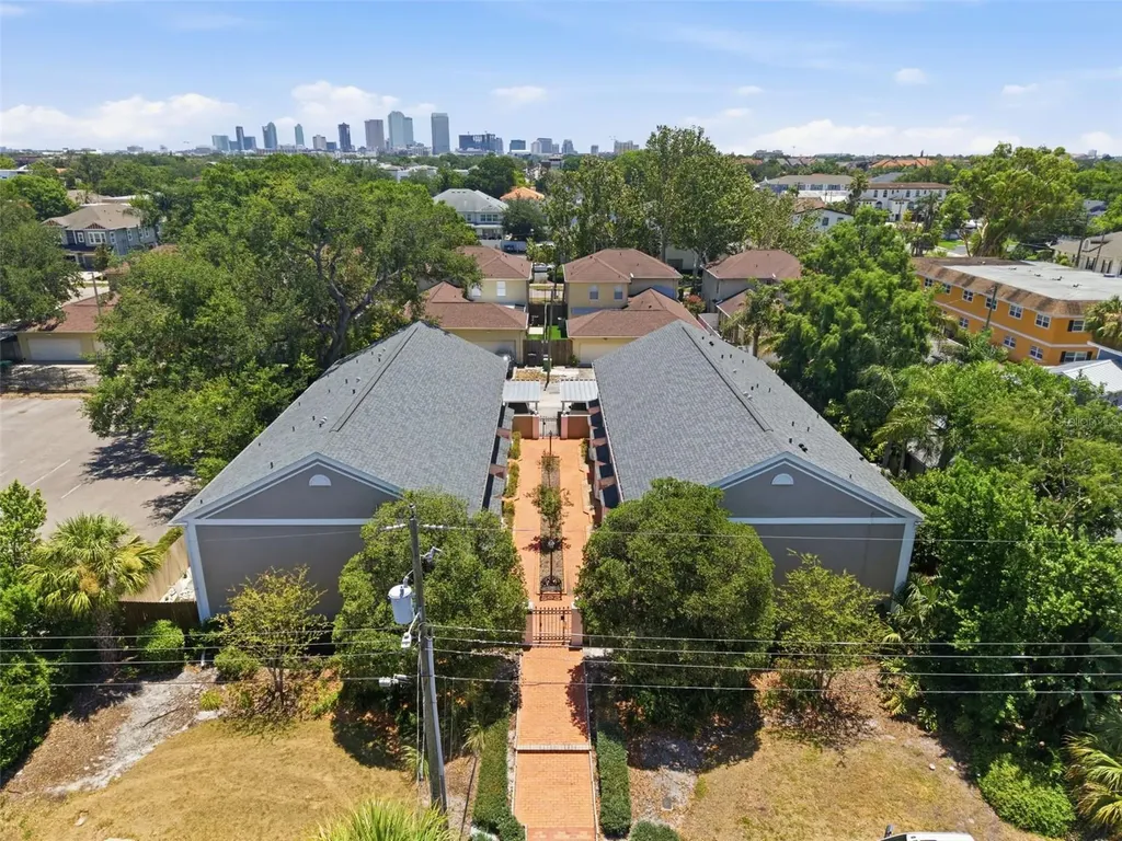 308 S Bungalow Park Avenue Tampa FL 33609