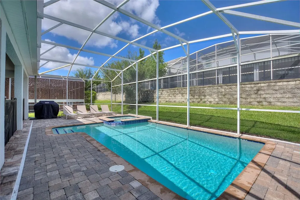 1594 Sandbagger Drive Davenport FL 33896