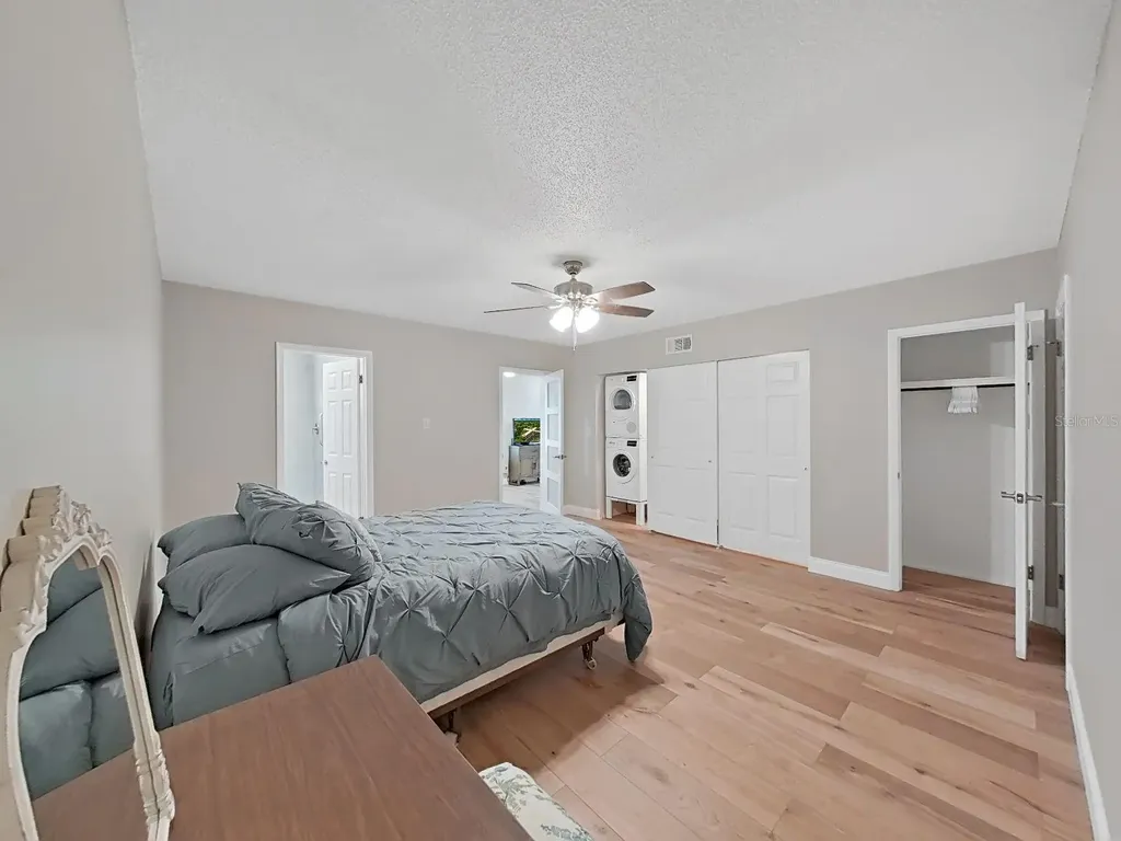 2405 Franciscan Drive Clearwater FL 33763