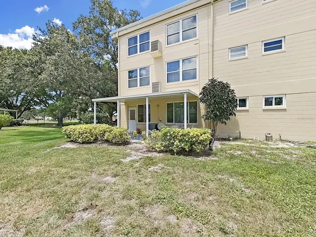 2405 Franciscan Drive Clearwater FL 33763