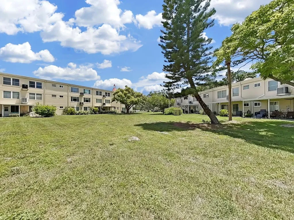 2405 Franciscan Drive Clearwater FL 33763