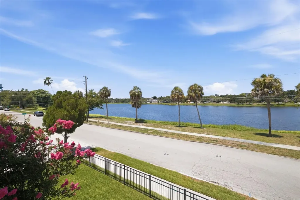 1815 5th Street N St Petersburg FL 33704