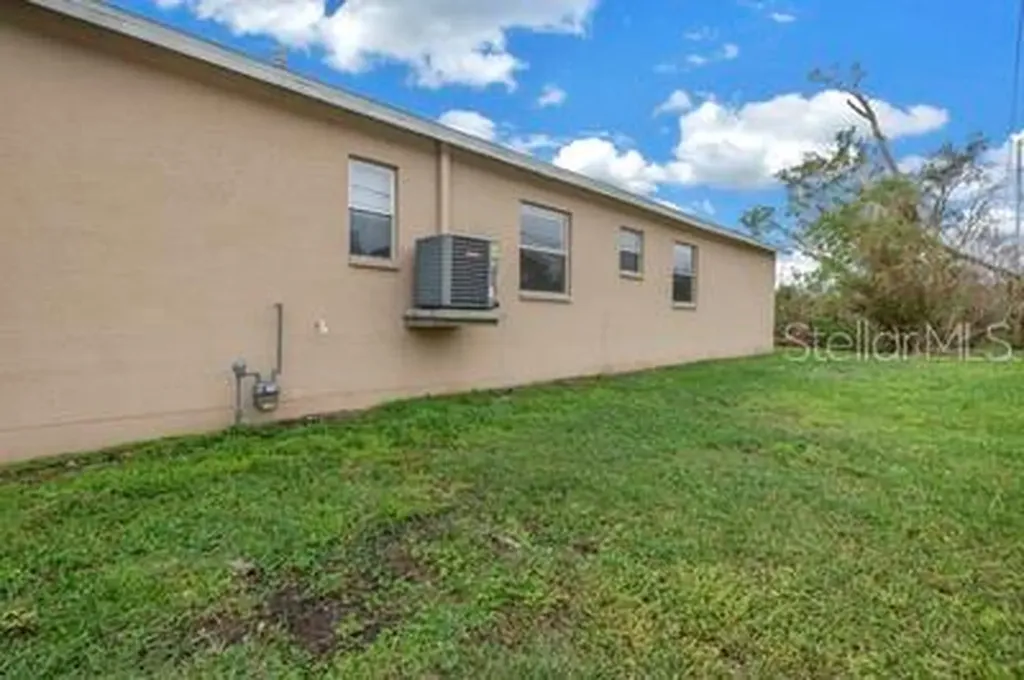 7380 Pebble Beach Lane Seminole FL 33777