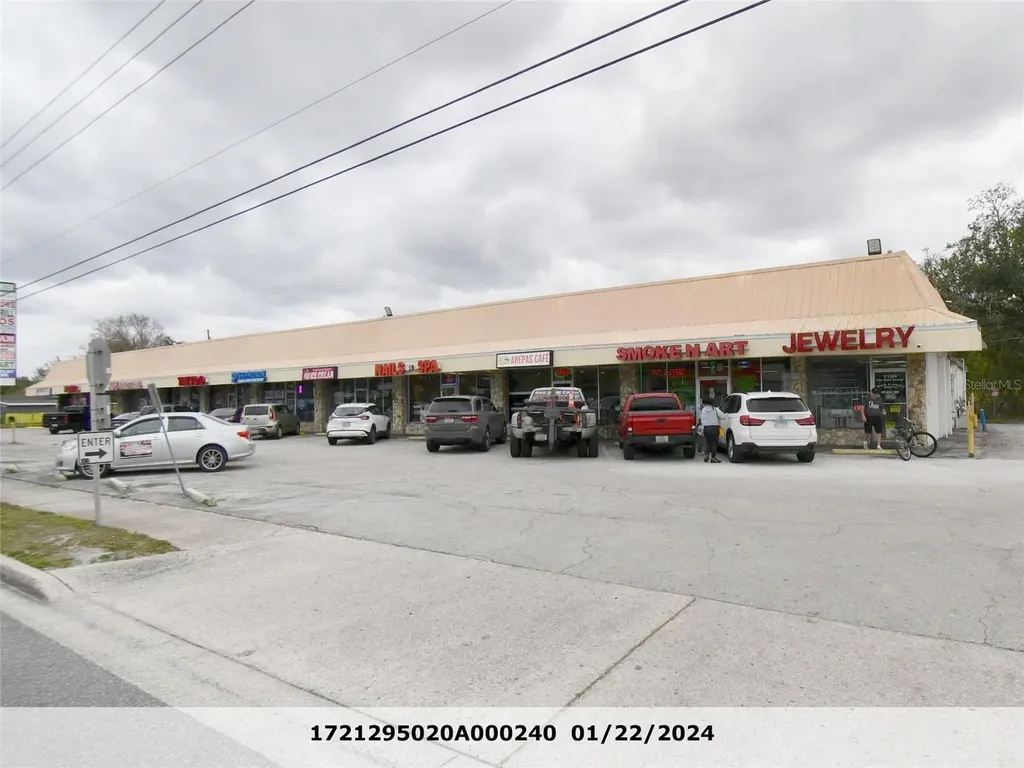 1160 W State Road 436 Altamonte Springs FL 32714