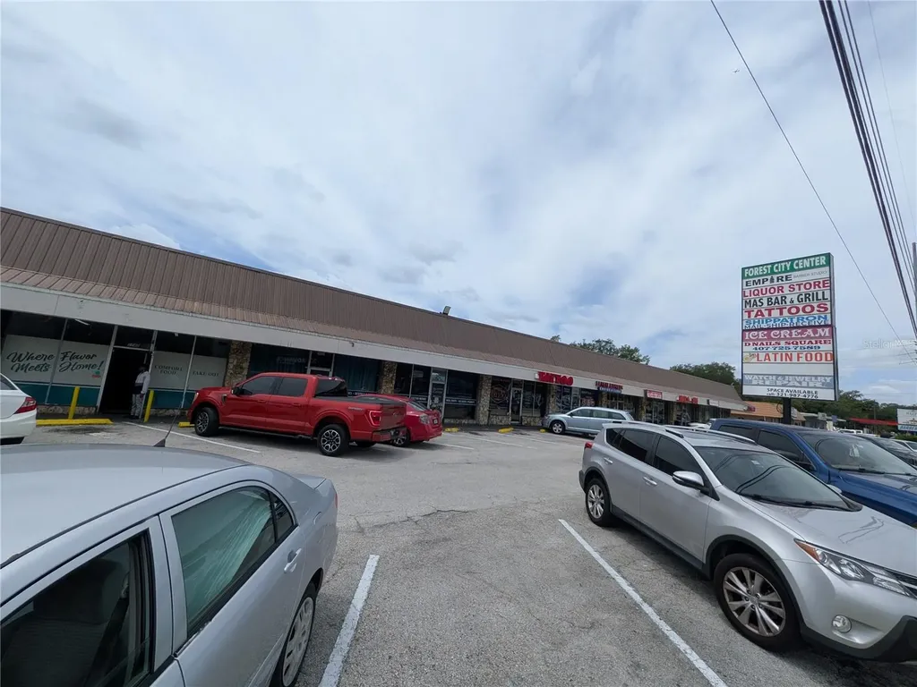 1160 W State Road 436 Altamonte Springs FL 32714