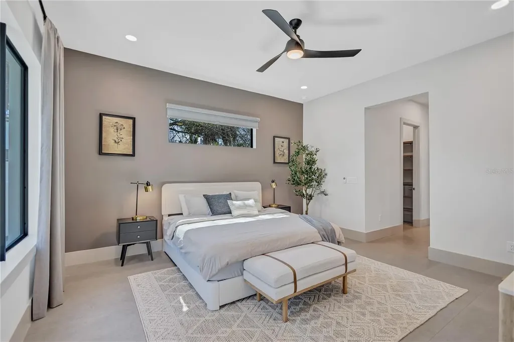 275 Lime Circle Sarasota FL 34237