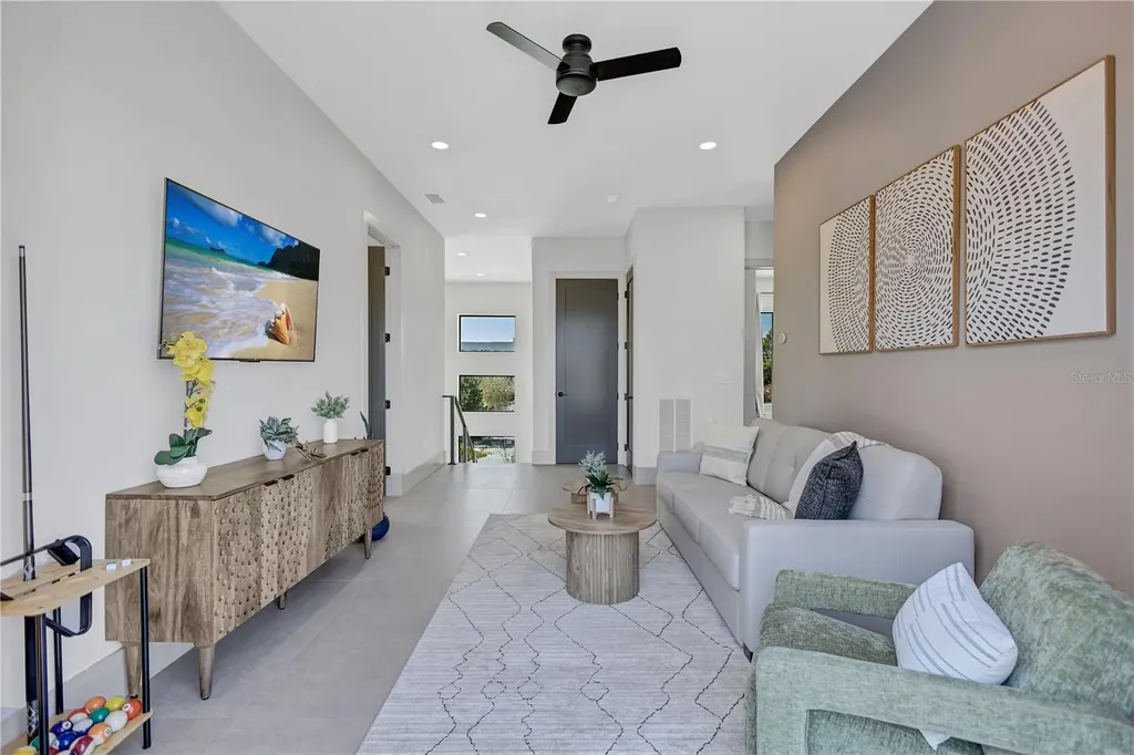 275 Lime Circle Sarasota FL 34237