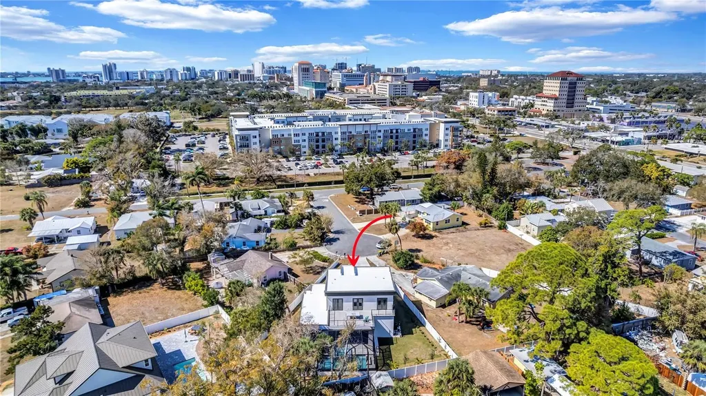 275 Lime Circle Sarasota FL 34237