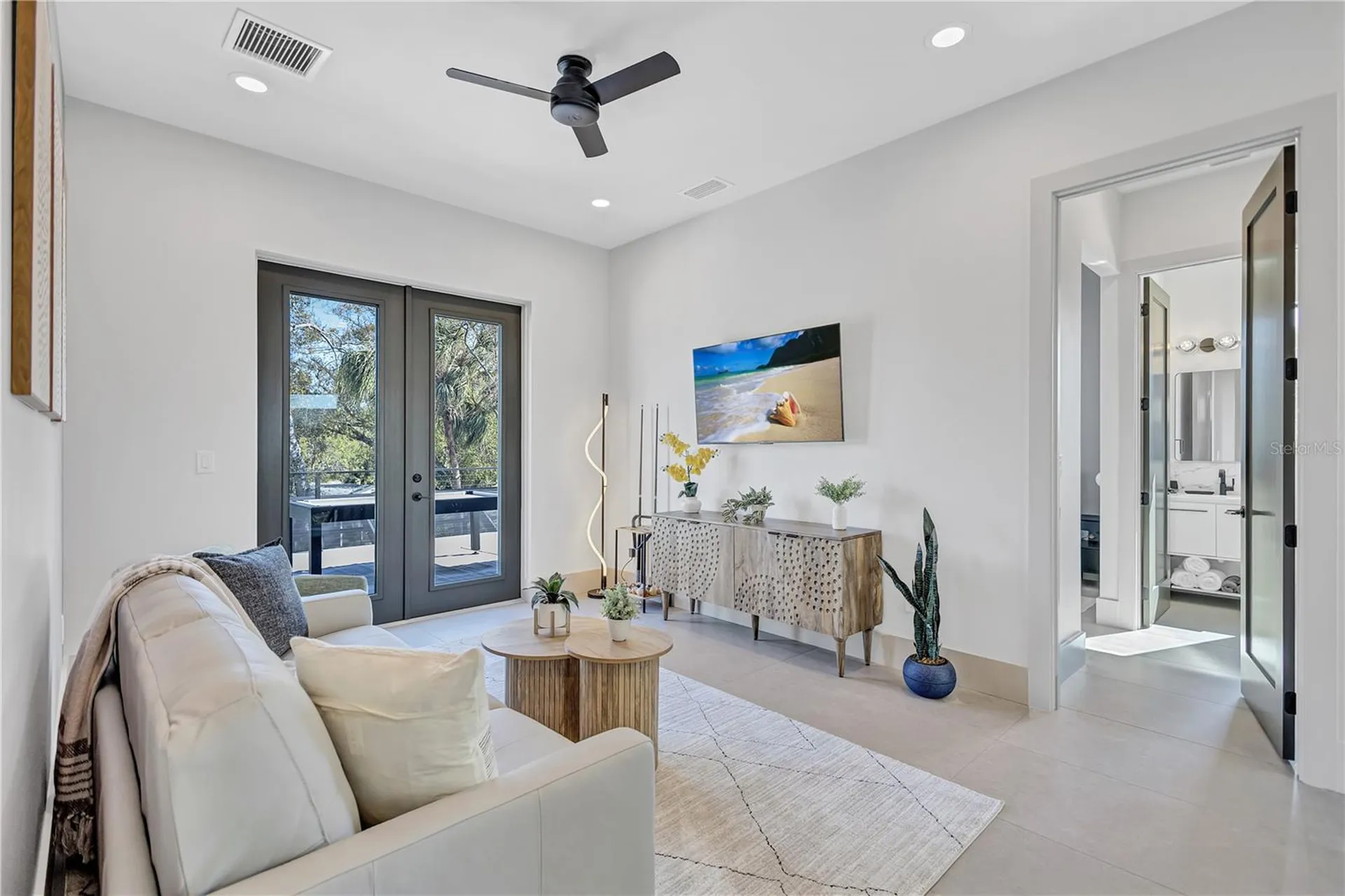 275 Lime Circle Sarasota FL 34237