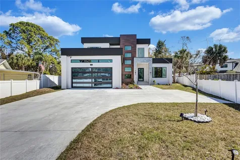 275 Lime Circle Sarasota FL 34237