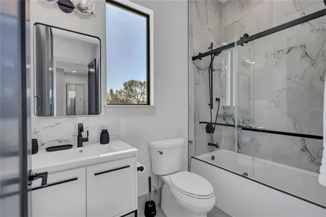275 Lime Circle Sarasota FL 34237